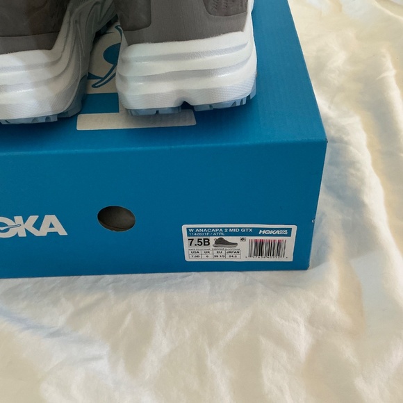 HOKA NEW Women Anacapa 2 Mid GTX(Size: 7.5) - Picture 8 of 8
